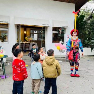 小丑表演